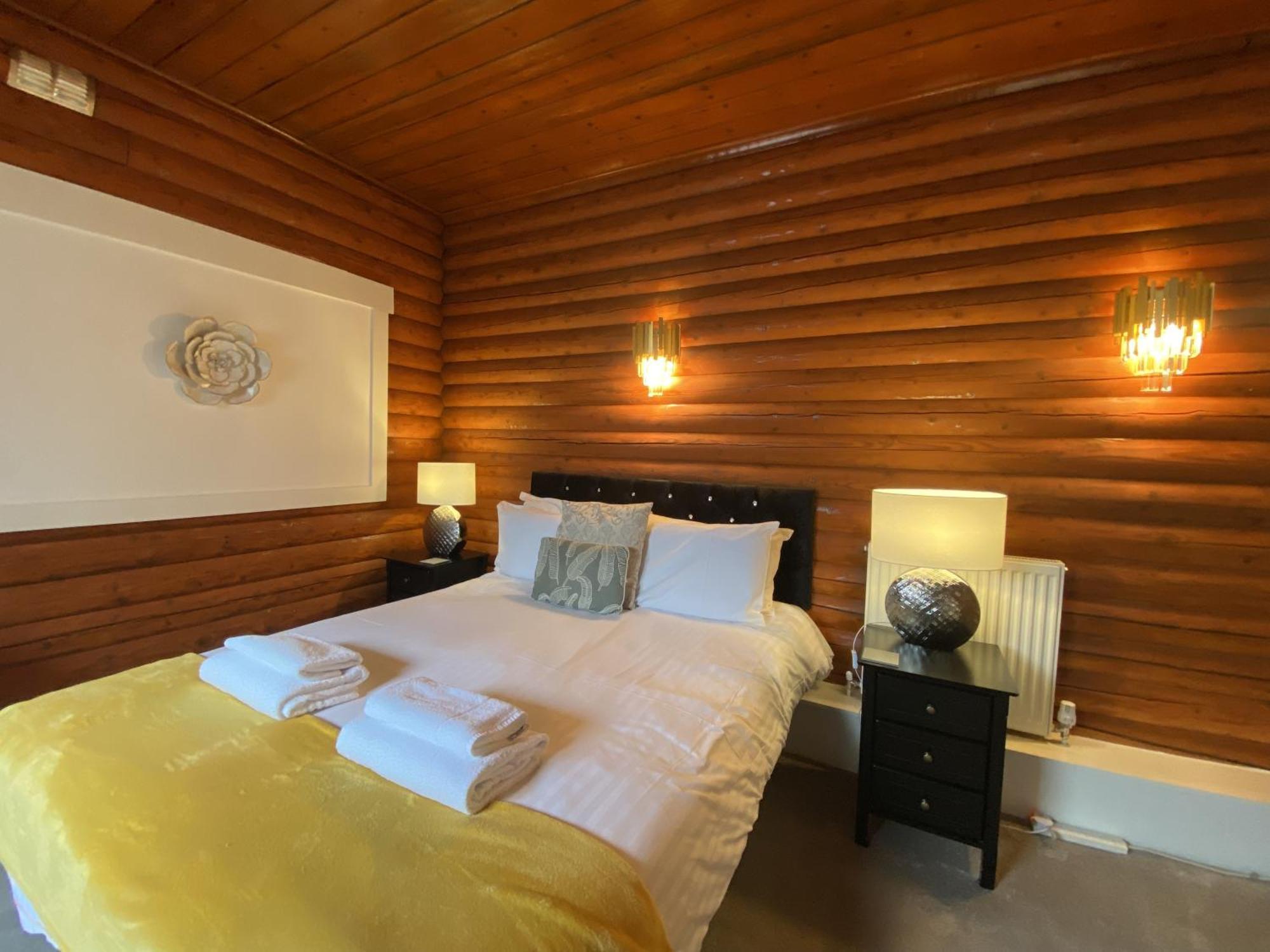 Kaoglen-grandsuite-hot Tub-pitlochry-dunkeld-pet Friendly Lodge *